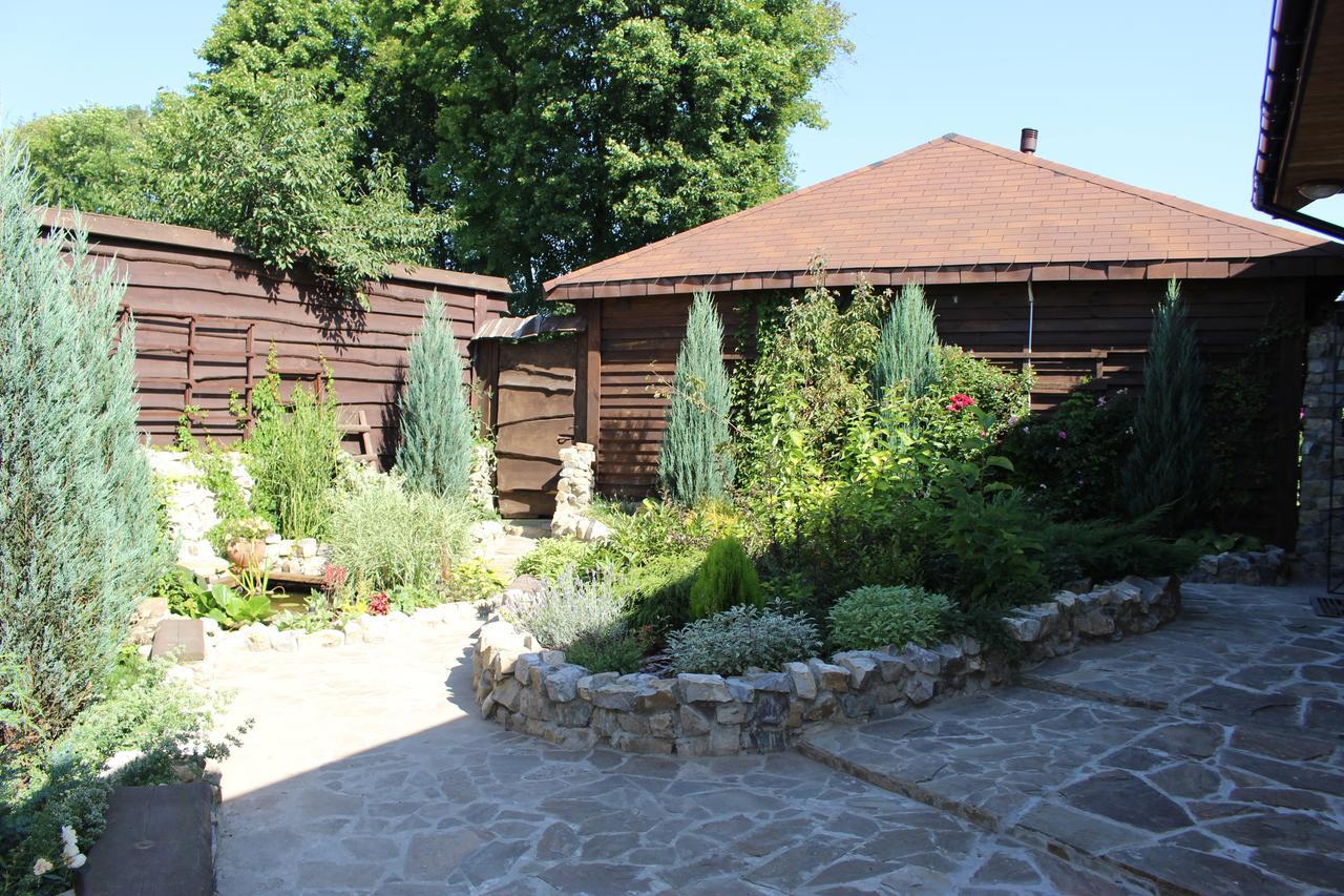 Maetok 4 Pidkovy Motel Podbereztsy Esterno foto