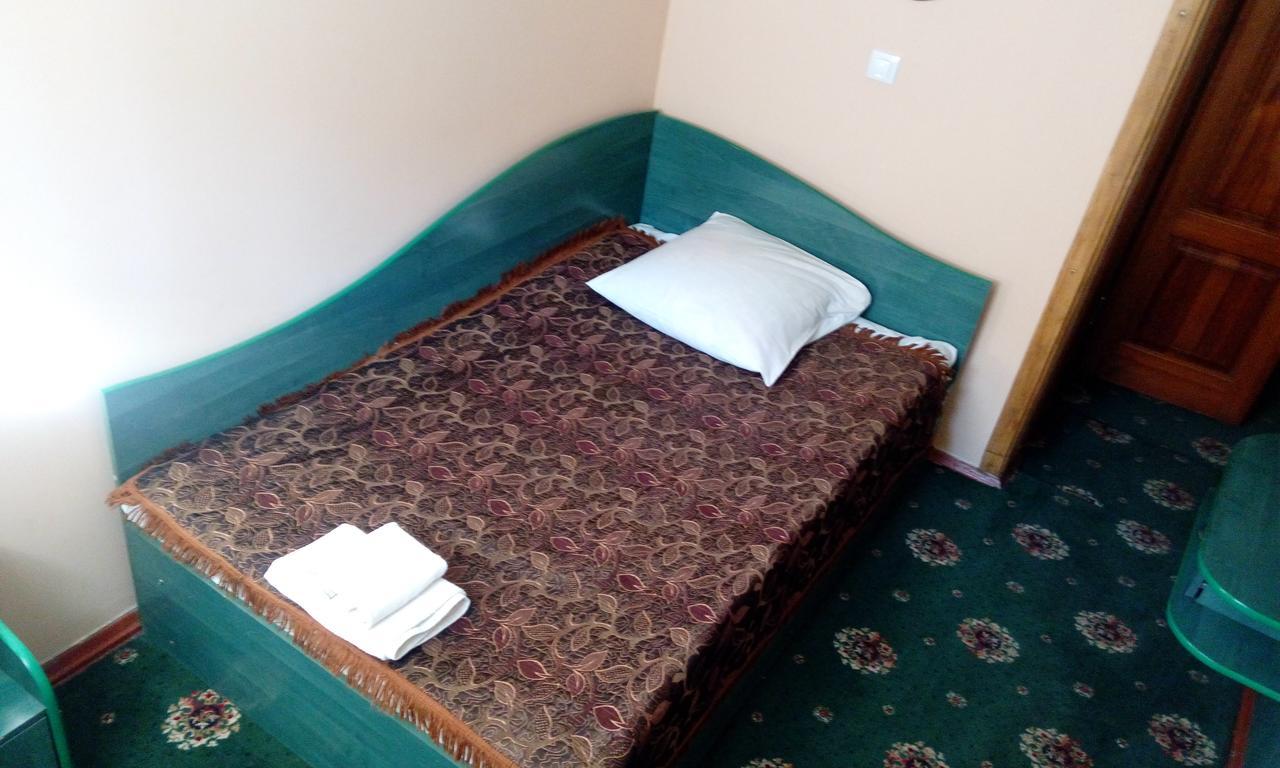Maetok 4 Pidkovy Motel Podbereztsy Esterno foto